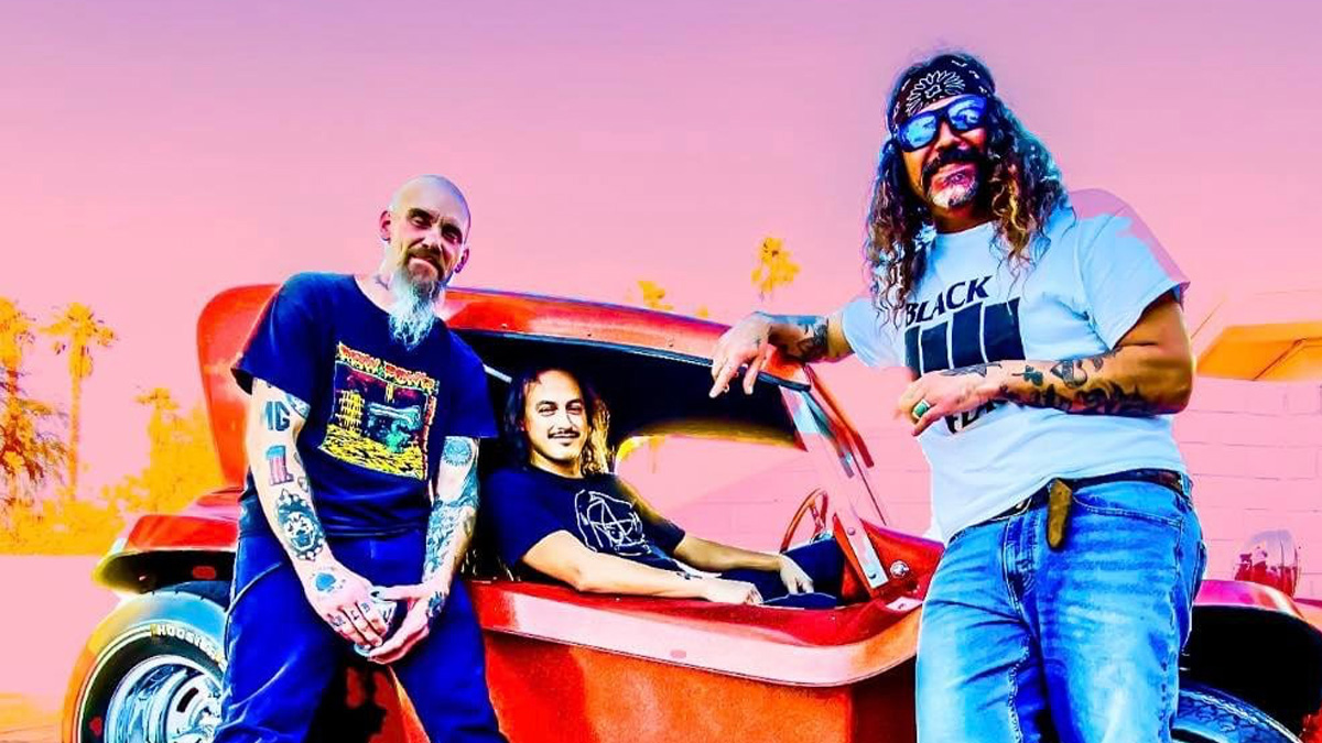 consequence's tweet photo. The Kyuss offshoot Stöner (featuring Brant Bjork and Nick Oliveri) will unleash their new EP in February.

Check out the punk ripper of a lead single, "It Ain't Free": https://t.co/RLjNY3kBo4 https://t.co/XZU5GUjyQQ