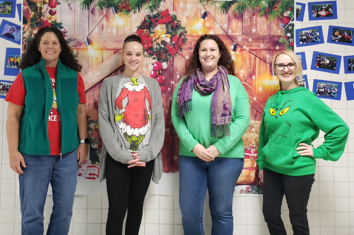 NorthMesquiteHS's tweet photo. Merry Grinchmas! 

Stallions dressed in grinch green for Day 3 of the #12DaysofNorth https://t.co/2SjlFefZmf