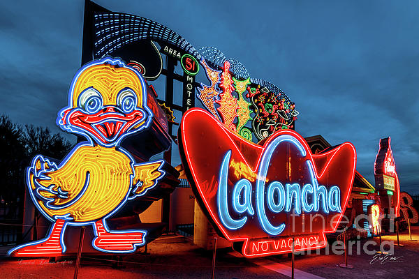 AlohaMultimedia's tweet photo. New artwork for sale! - "Neon Museum Limited Edition Print - Concha" - https://t.co/j6mqBil0M5 @fineartamerica https://t.co/mZFpPB1DVC