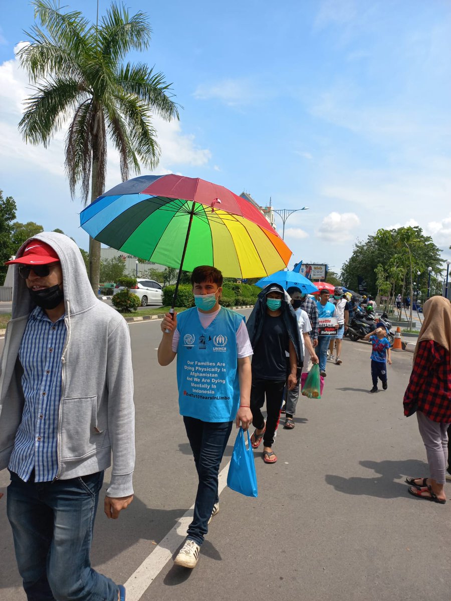 FShifahie's tweet photo. Young Hazara men in Indonesia are taking their lives, while the world can't hear their suffering. They are the victims of a corrupted political system. 
Help us to save lives. 

#RescueHazaraRefugees_Indonesia https://t.co/qDU2FiLvMD