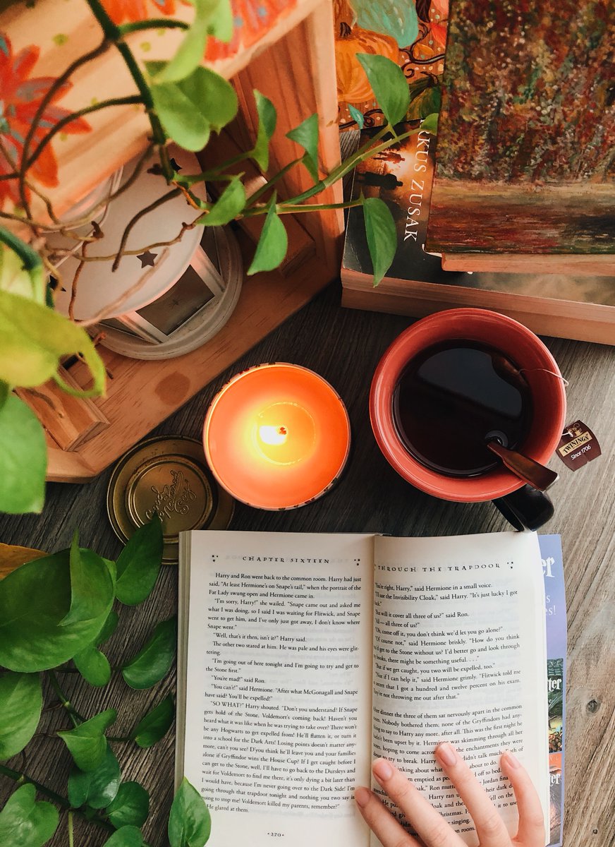tonettefornill's tweet photo. 🧡💛Don't stress.
Whenever you have the time, if you can have a glass #champagne or a relaxing candle.... give yourself a chance to unload.
💮☺️🌺🌼🕯️🍷☺️
#loveyourself #unwind #livehealthy #howtorelax https://t.co/IZ0ST4an85
