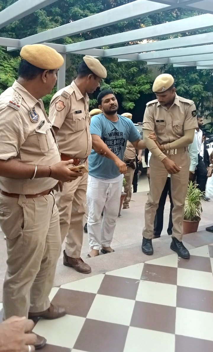 हजारों बार जेल जाना पड़े या गोलीयां खानी पड़े तो भी ये कदम नहीं रूकेंगे बल्कि मजबूती के साथ हमारी लड़ाई लड़ेंगे और हक और अधिकार लेकर रहेंगे !!
<a href="/Jaifule_/">Saini समाज राजस्थान</a> <a href="/chandusainishp/">Chandra Prakash Saini</a> <a href="/fule_jai/">Saini Samachar</a> <a href="/narendramodi/">Narendra Modi</a> <a href="/RahulGandhi/">Rahul Gandhi</a> <a href="/INCIndia/">Congress</a> <a href="/RajasthanPMC/">Rajasthan Pradesh Mahila Congress</a> <a href="/ArvindKejriwal/">Arvind Kejriwal</a> <a href="/SachinPilot/">Sachin Pilot</a> <a href="/BJP4Rajasthan/">BJP Rajasthan</a>