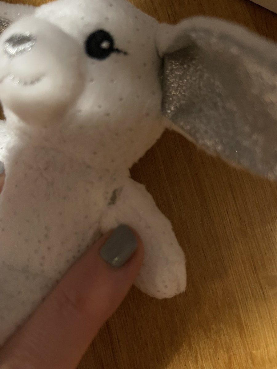 Oh no! <a href="/buildabear/">buildabear</a> what should have been a joyous morning, turned quickly into uncontrollable tears of sadness - broken bunny 🐰 - please help! 🤞