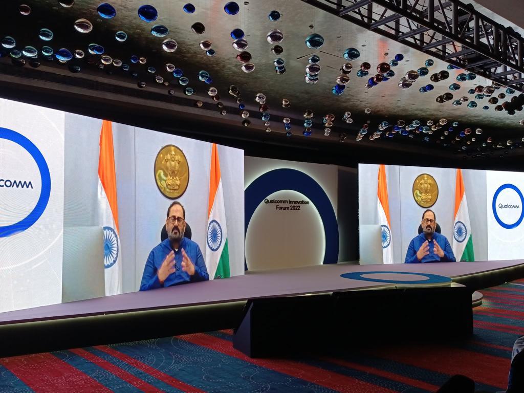 RajeevRC_X's tweet photo. ‘We are living in Exciting &amp; Opportunity-rich times for India’s innovation ecosystem &amp; #DigitalEconomy 

ComingSoon- @_DigitalIndia Compute Initiative.’

My address at the #QIF2022 where I called upon #Tech majors like @Qualcomm to Spawn,Nurture &amp; Catalyse @Semicon_India Mission https://t.co/zIfAk8m5B6