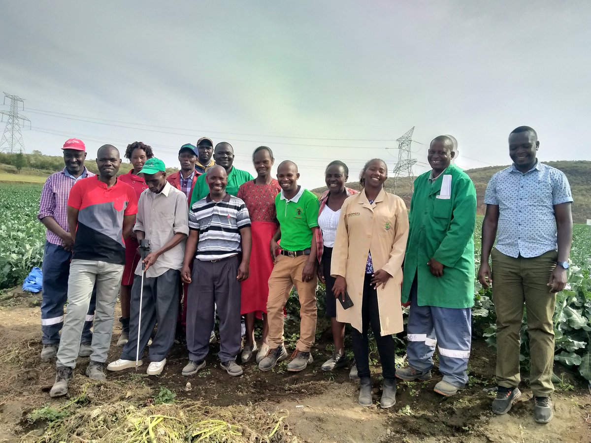#SoilHealthTraining .   It's magic to pass on the knowledge on how to grow healthy soils.  This was a great team!!!!