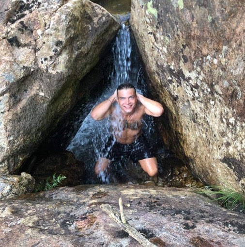 MemeirosM's tweet image. Ex-Modelo Henrique Veiga Espancado Até À Morte Em Ajuste De Contas memeiros.com/2022/12/ex-mod… #AjusteDeContas #Espancado #ExModelo #HenriqueVeiga #Morte