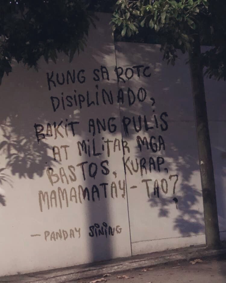 smallofasia's tweet photo. #NoToMandatoryROTC

(litrato mula sa Panday Sining Makati) https://t.co/MDYgkK3F8M