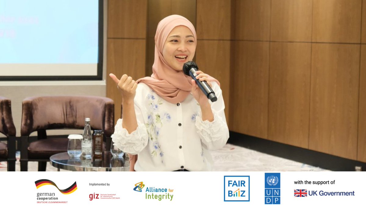 UNDPJINASEAN's tweet image. 2 months after receiving the training, women entrepreneurs met again at the SHE-BID Action Day.

Great to see the impact of @UNDPFairBiz @afin_giz &amp;amp; @globalcompactid joint initiative &amp;amp; know about the first steps to introduce a code of ethics &amp;amp; take measures towards #compliance!