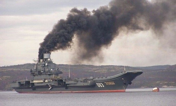 The 10 worst aircraft carriers. Another fine and amusing article by @Hush_Kit hushkit.net/2022/12/05/10-…
