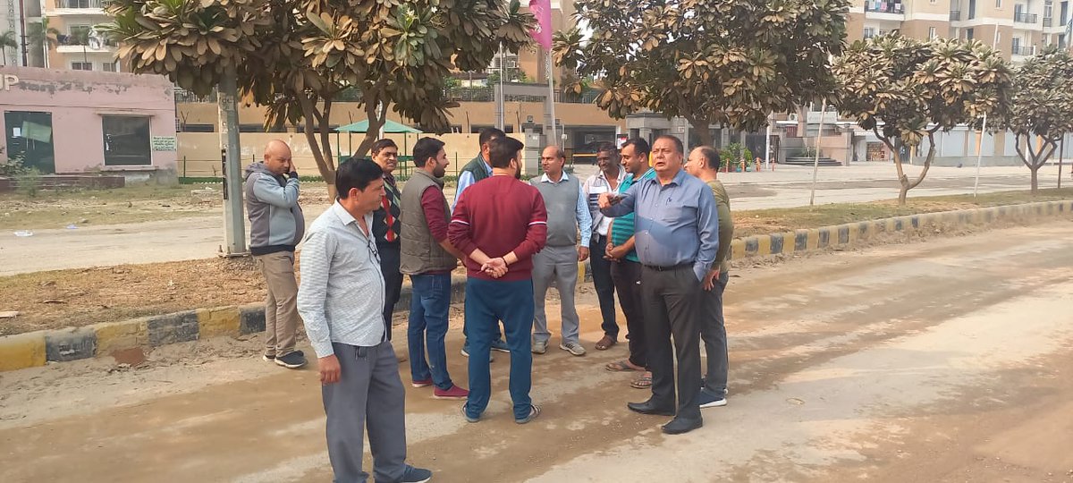 redmukesh87's tweet photo. @UPSIDA @UPGovt @IIDGoUP @_InvestUP @NandiGuptaBJP @CMOfficeUP At least your officiers came here and promised to install barrier to avoid heavy vehicles in residential area.However our primary goal is registry and we would like to know if there is any update on SPA Bhopal reports. https://t.co/ZsZ57xbeMg