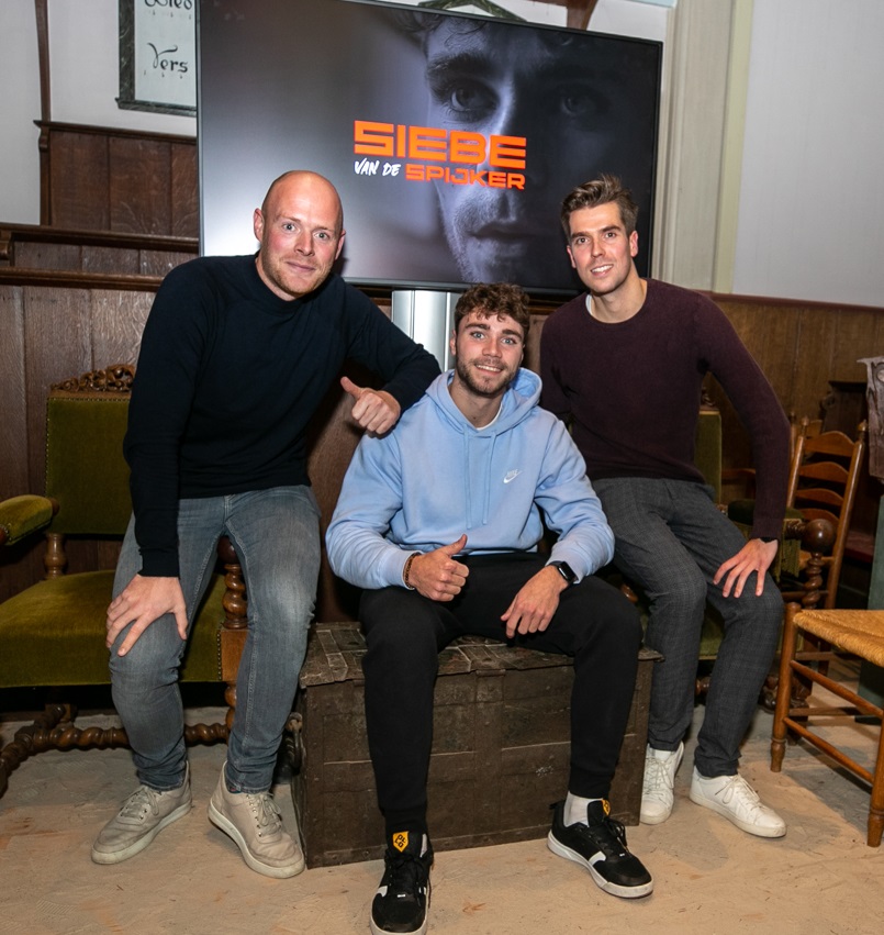 SportsGen_NL's tweet photo. 𝗡𝗘𝗪 𝗪𝗢𝗥𝗞! // 🆕🏃‍♂️

Wij helpen #freerunner Siebe van de Spijker om een nog sterker merk neer te zetten en zijn strategie op weg naar de top uit te stippelen!

#PersonalBranding https://t.co/TVZdvSgYKq