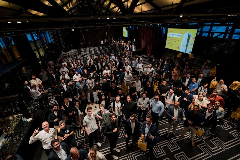 Binance Australia tweet media