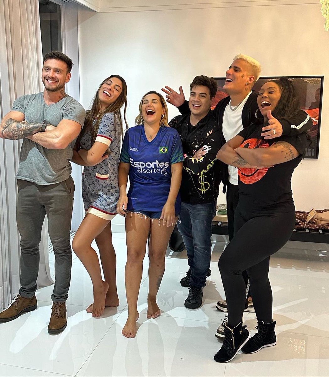euosodrac's tweet photo. Dar RT só quem amou ver esse grupo sendo eliminado, expulso e desistindo de A FAZENDA 14. https://t.co/IKykN8qqoS