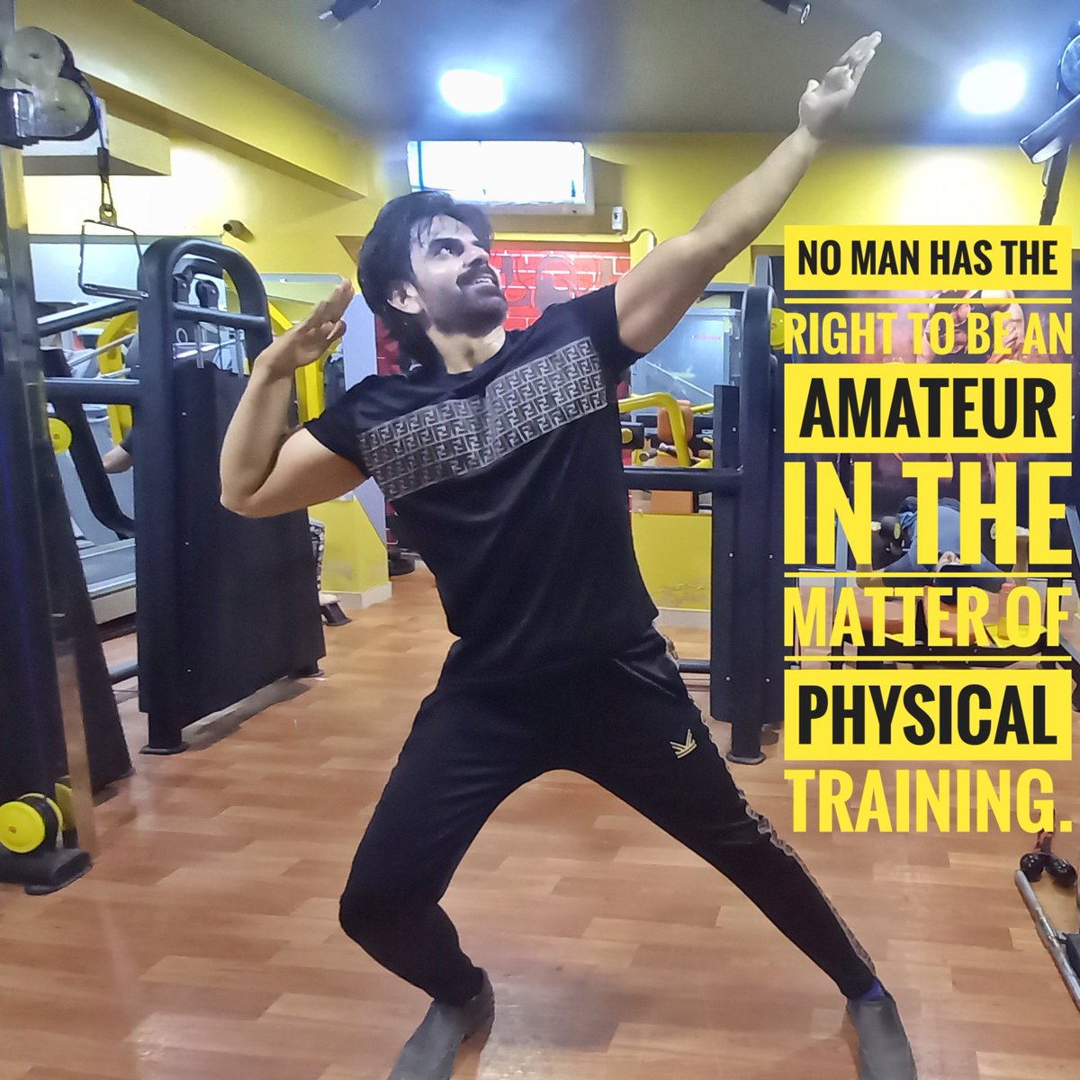 fhs_fitness's tweet photo. No one has the right to be an amateur in the matter of physical training.
#londonbridge #fendi
#bodytransformation #transforfamationchallenge #Model #Fitness #fitnessmodel #gymfreak #Exercise #Personaltrainer #gymlife #gym #love #professionaltrainer #bodybuilding #weightlifting https://t.co/IMsS2gIovI