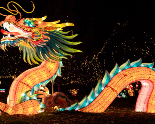 ChilangoCom's tweet photo. Prepara la cámara y lánzate al festival #WinterLantern. 🏮 Las tradicionales lantern chinas llegarán al Valle de México para iluminar el invierno y llenar de fotos chidas tus redes sociales. 🤩
Acá toda la info para que te lances 👉https://t.co/h7hQDMvaUw
📸: Cortesía https://t.co/lWfMQyn21w