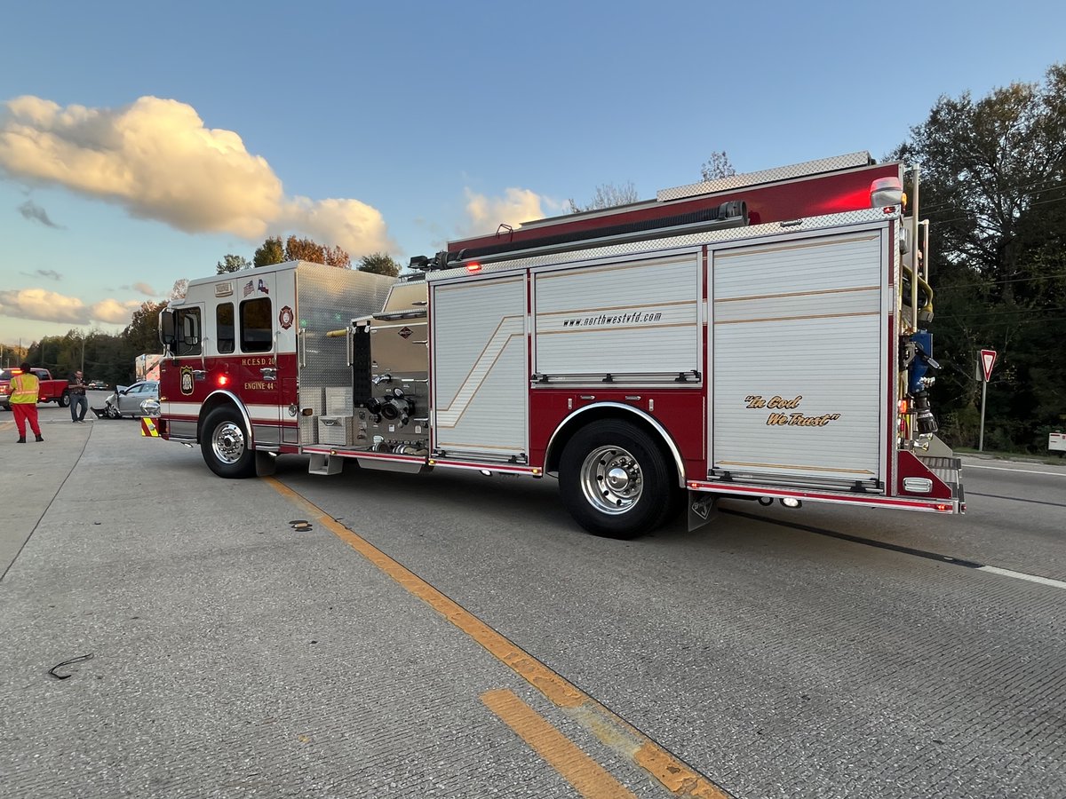 NW_VFD's tweet photo. Earlier today, Engine 44 responded to a motor vehicle accident at W Mount Houston Rd/ SH 249. Harris County Emergency Corps medics transported one patient. 

#HCEC911 #NWVFD #Engine44 https://t.co/mpkKeandvE
