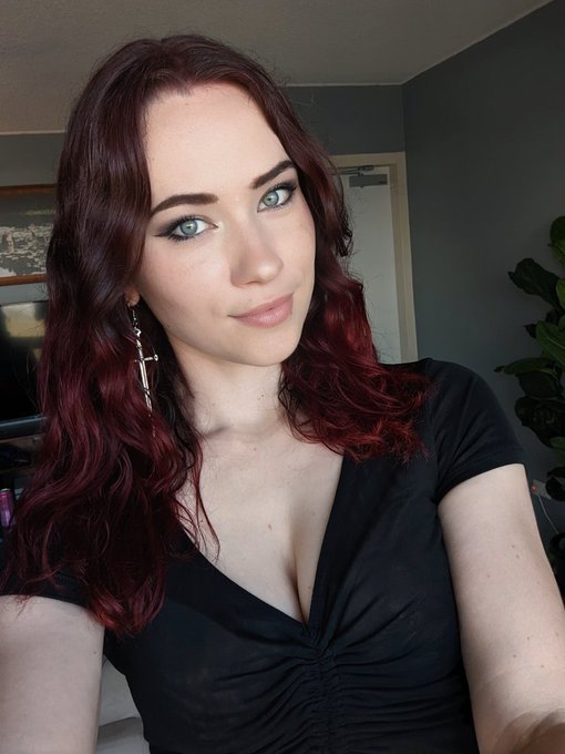 Don't leave me late at night with a bottle of hair colour and scissors 😅 https://t.co/omUn3Iiubp