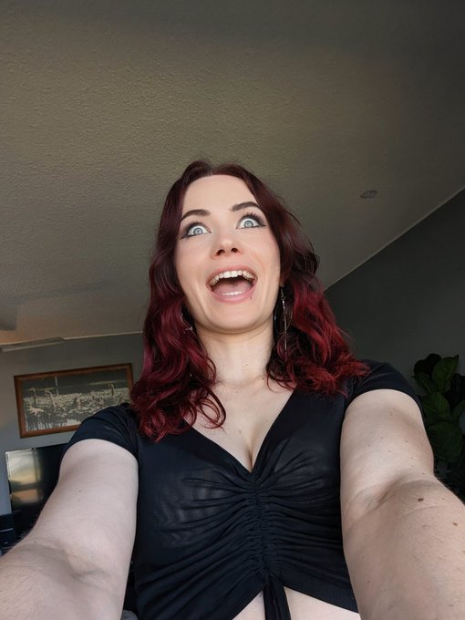 Don't leave me late at night with a bottle of hair colour and scissors 😅 https://t.co/omUn3Iiubp