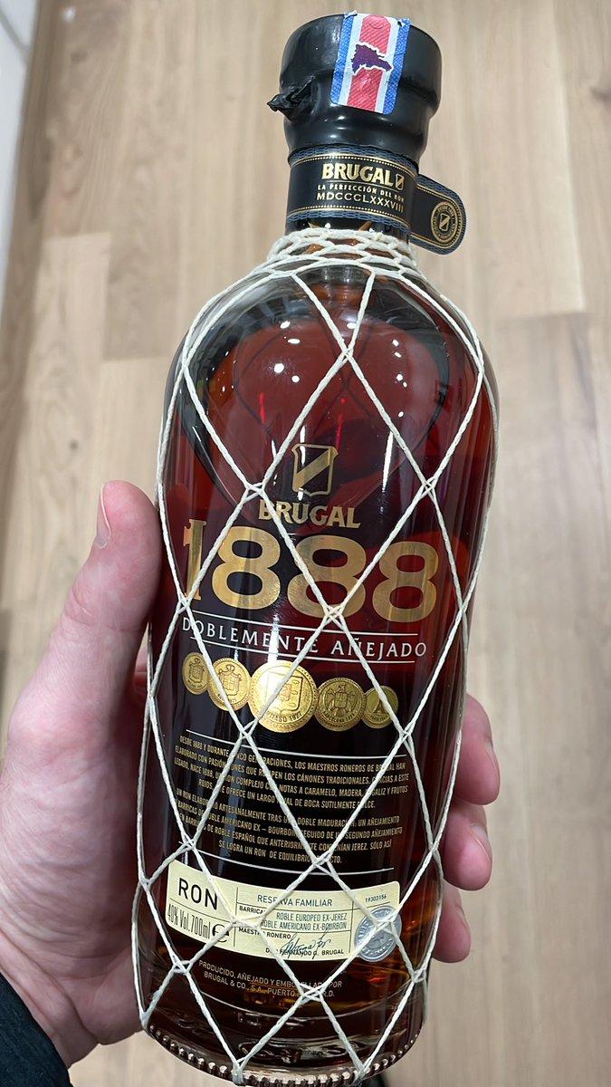 chip_setzer's tweet photo. Always a perk of the job, this bottle courtesy of a junior trader #Brugal #DRBeaches https://t.co/db2U5S0Mdn
