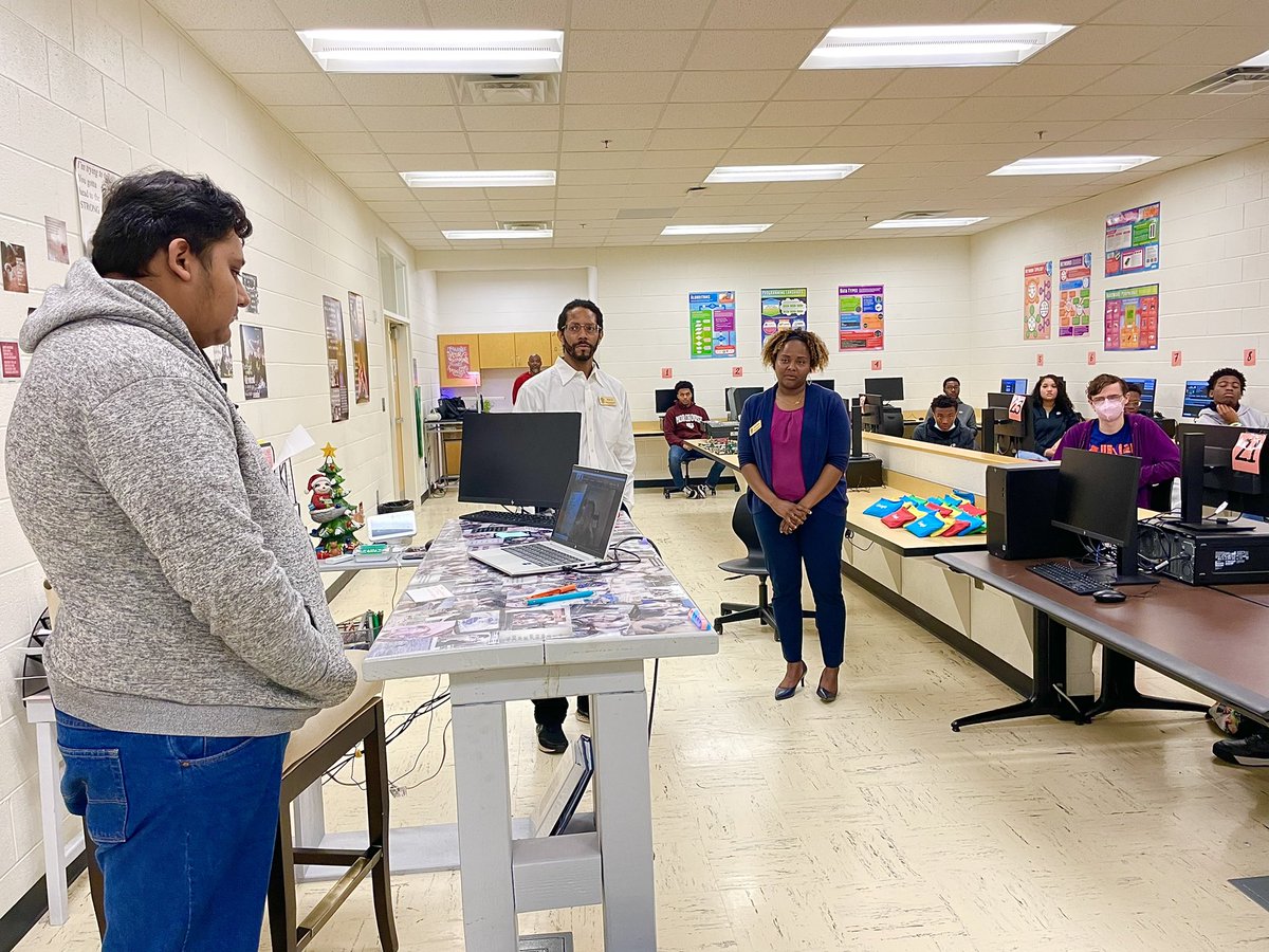 Spalding CTAE 𝓚𝓲𝓶𝓫𝓮𝓻𝓵𝔂 𝓢𝓱𝓮𝓹𝓹𝓪𝓻𝓭 tweet media