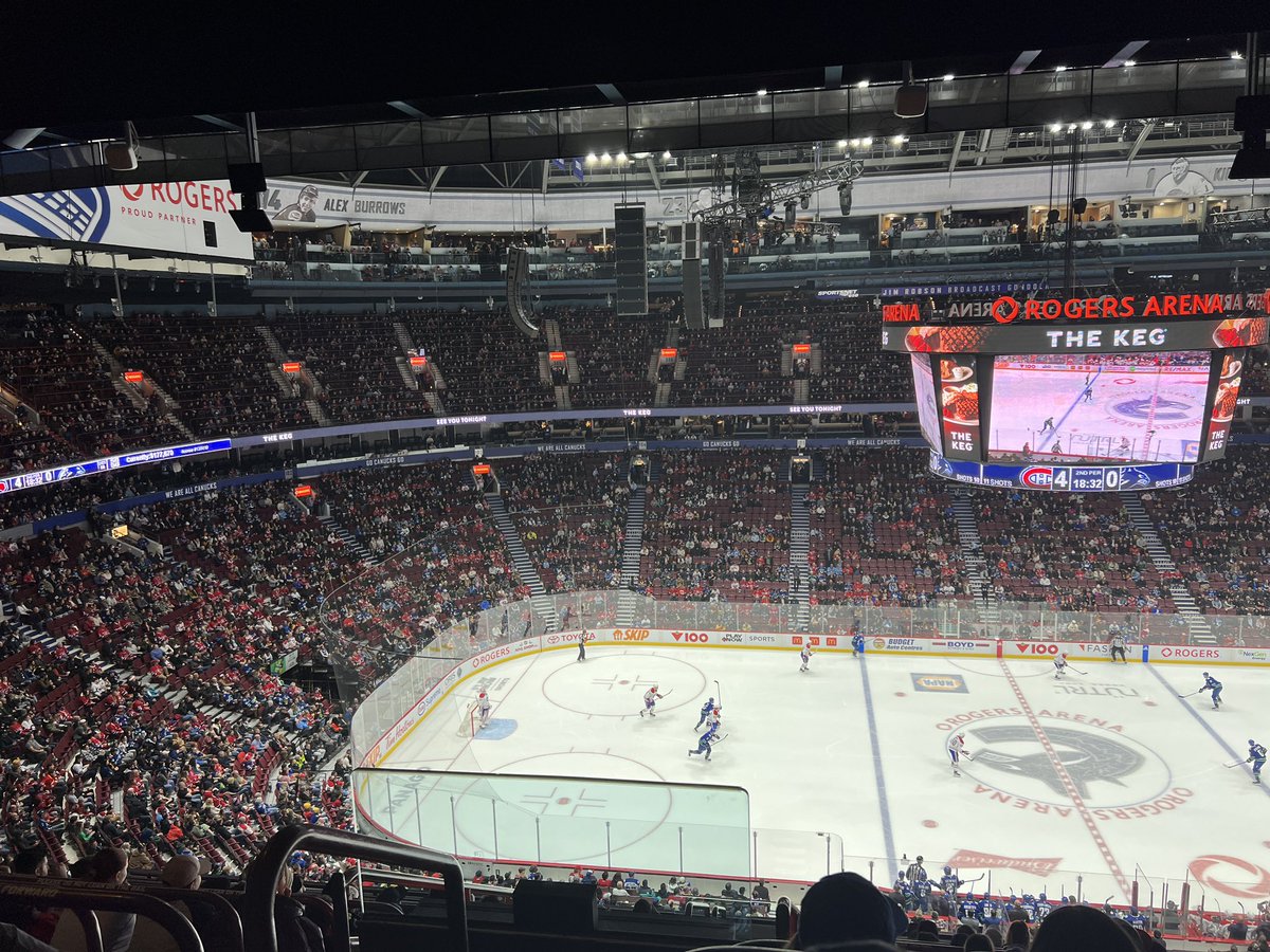 fannywrites's tweet photo. Rogers Arena is feeling a lot like Bell Centre tonight. https://t.co/RyyK4v4jPb