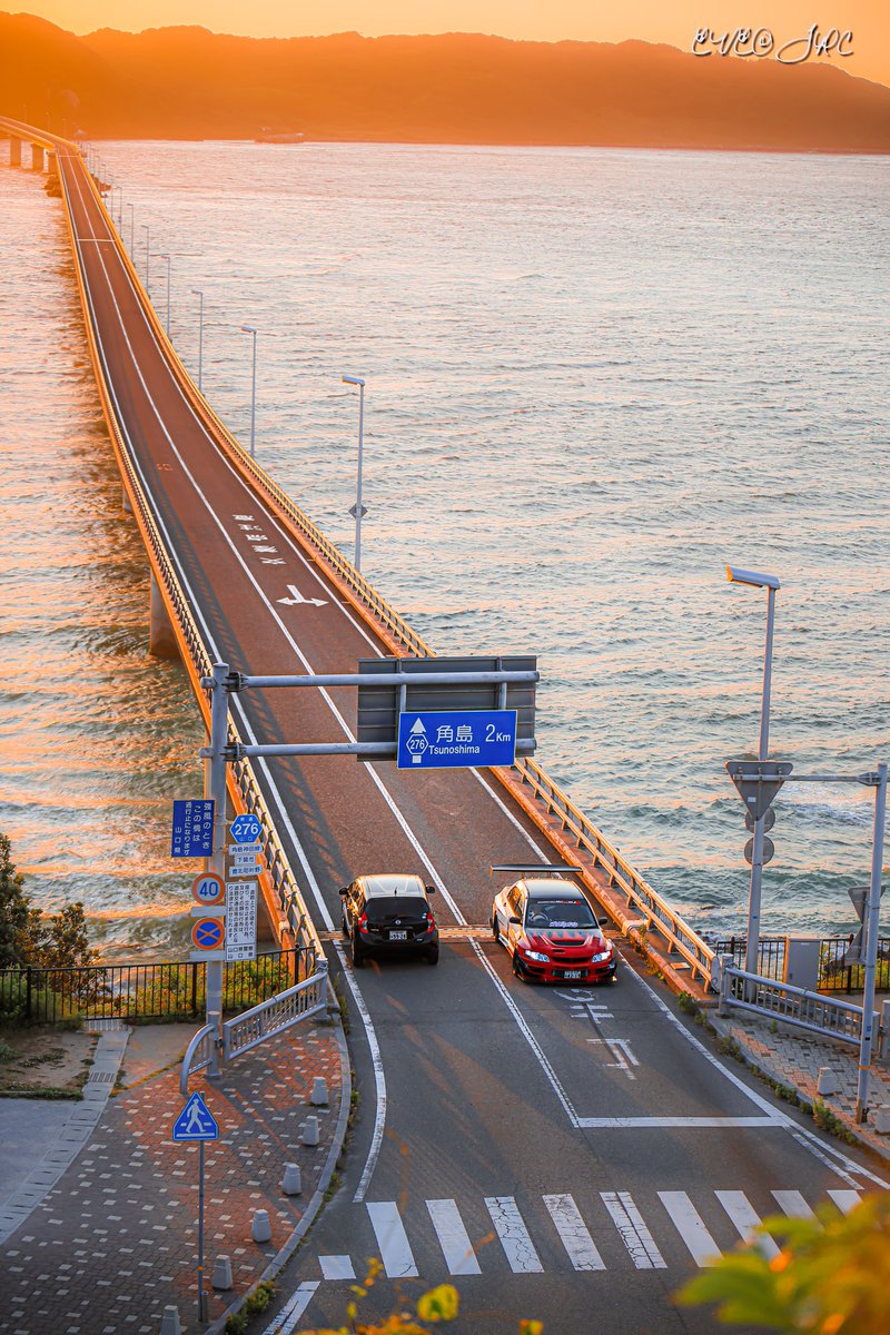 S4vag_eve's tweet photo. #2022年愛車ベストショット4枚 

沢山あるけどやっぱり九州ランエボミーティング遠征で行った旅先での写真でしょ👍

１枚目　山口県 角島
２枚目　熊本県 阿蘇山
３枚目    岡山県 鷲羽山
４枚目　香川県 与島PA https://t.co/wS0Ht2d5l8