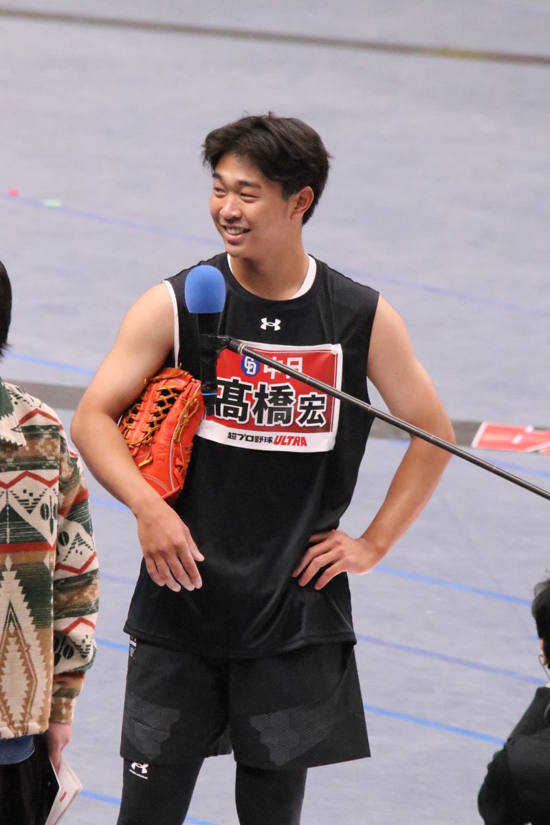 YTM320's tweet photo. 推しがシーズン途中から中日に行ったので中日の選手おぼえるぞー！
岡林くんと髙橋宏斗くん。
おぼえた！
#超プロ野球ULTRA https://t.co/LyREj3h94A