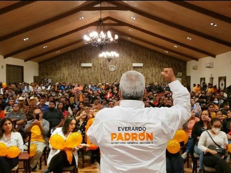 EverardoPadron5's tweet photo. #VotaNaranja 🟠
#UnidosSomosMásFuertes 🤝 https://t.co/NxiYnXviT1