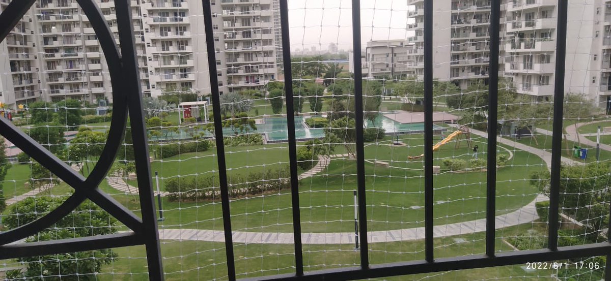 OfficeAVGlobal's tweet image. Get rid of birds dropping (बीट) and nesting in your balconies or warehouses.  We provide best quality bird net and installation services by well trained technical team.
Mob: +91 91360 79711
Website - avglobalservices.in
#balconynet #birdnet #antibirdnet #antibirdnetting