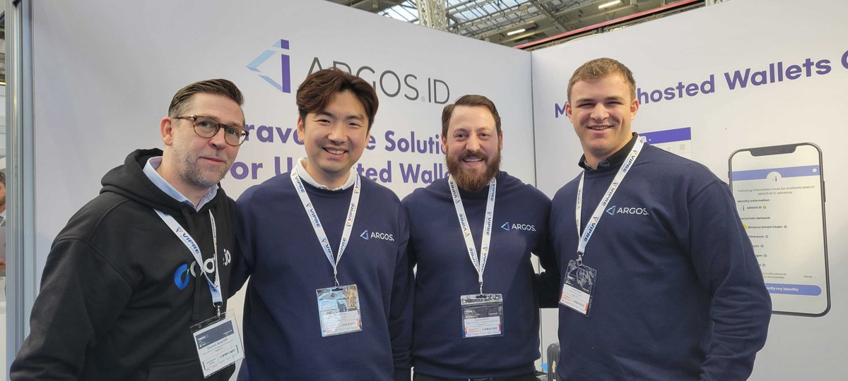 argoskyc's tweet photo. It was nice to meet the @gate_io team at the Blockchain Expo Global in London last week!
#ARGOSID #VerifyUnhostedWallets #Gateio
#Blockchain #Blockchainexpo #CryptoTravelRule https://t.co/hPUQUUWSi7