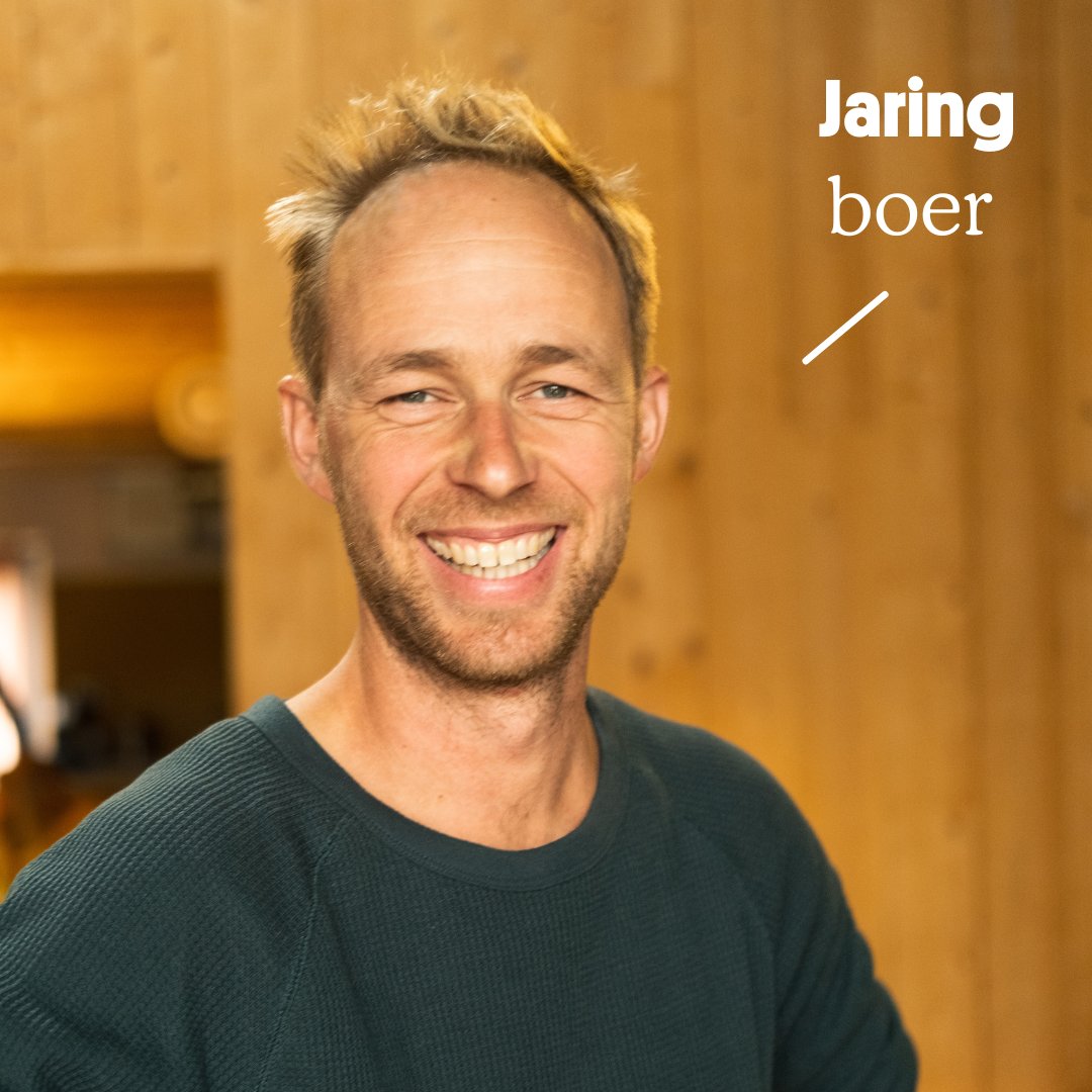 Wie is Jaring en waarom doet hij mee aan de Boerenversneller?⁠
Voorop in de transitie naar natuurinclusieve landbouw. ‘Een nieuwe stip op de horizon zetten’⁠. 

Leer meer over Jaring via denieuweboerenfamilie.nl/jaring-brunia