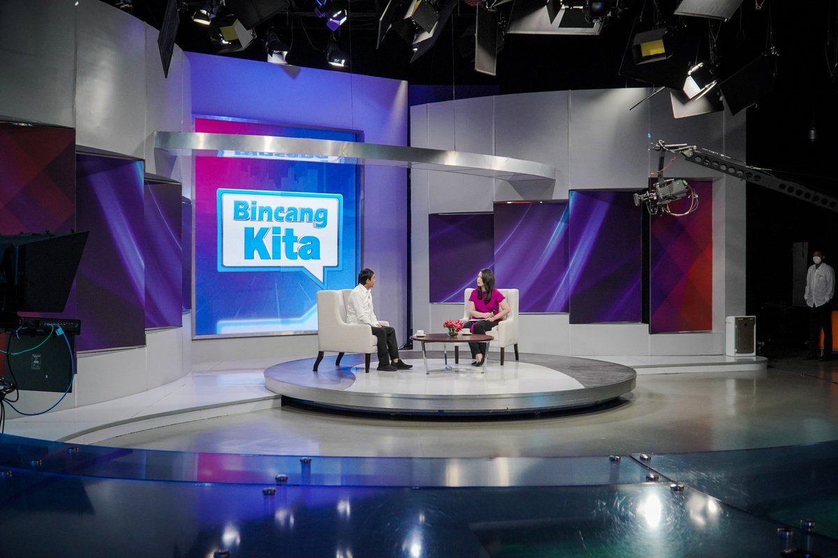 Pagi td saya hadir di Bincang Kita Kompas TV membahas Program Reforma Agraria

RPJMN mengamanatkan 4,5 juta hektar tanah harus dilegalisasi dan 4,5 juta hektar tanah redistribusi tanah dalam rangka penataan kembali penguasaan, pemilikan, penggunaan, dan pemanfaatan tanah (P4T).