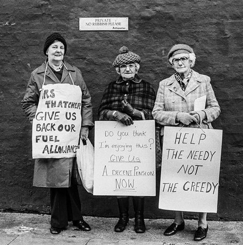 Pensioners protesting outside Margaret Thatcher's home, London, 1980 by photographer Jane Bown #WomensArt