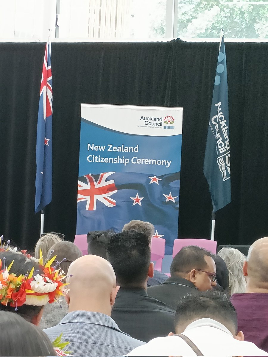 GrumpySommelier's tweet image. Today I was finally made a citizen of New Zealand 🇳🇿