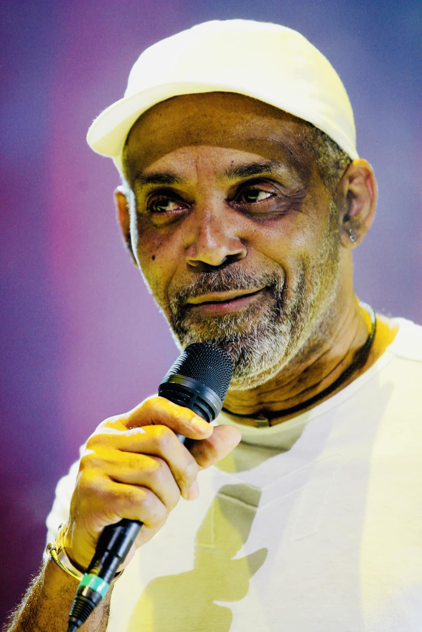 Happy birthday to Frankie Beverly 
December 6, 1946. 