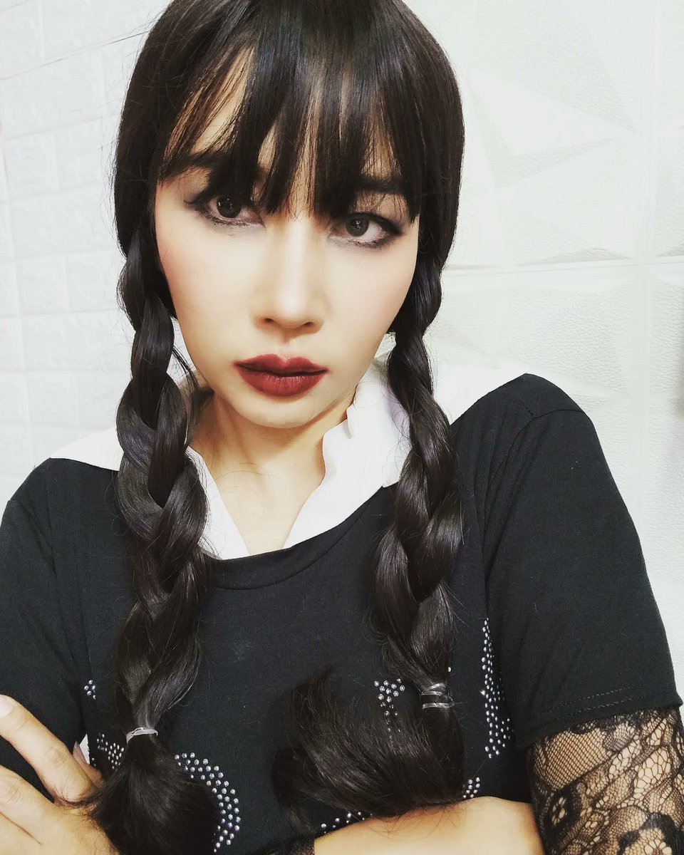 kumphol_rika's tweet photo. น้องวันพุธ =✖️
น้องวันพระ = ✔️
#wednesdaynetflix #wednesdayaddams #wednesday #wednesdayfamily https://t.co/vUteg9md6s