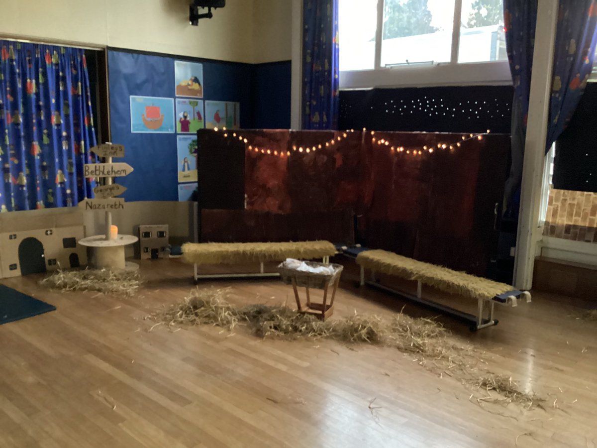 We are ready to welcome you to our Reception nativity 🎄⭐️