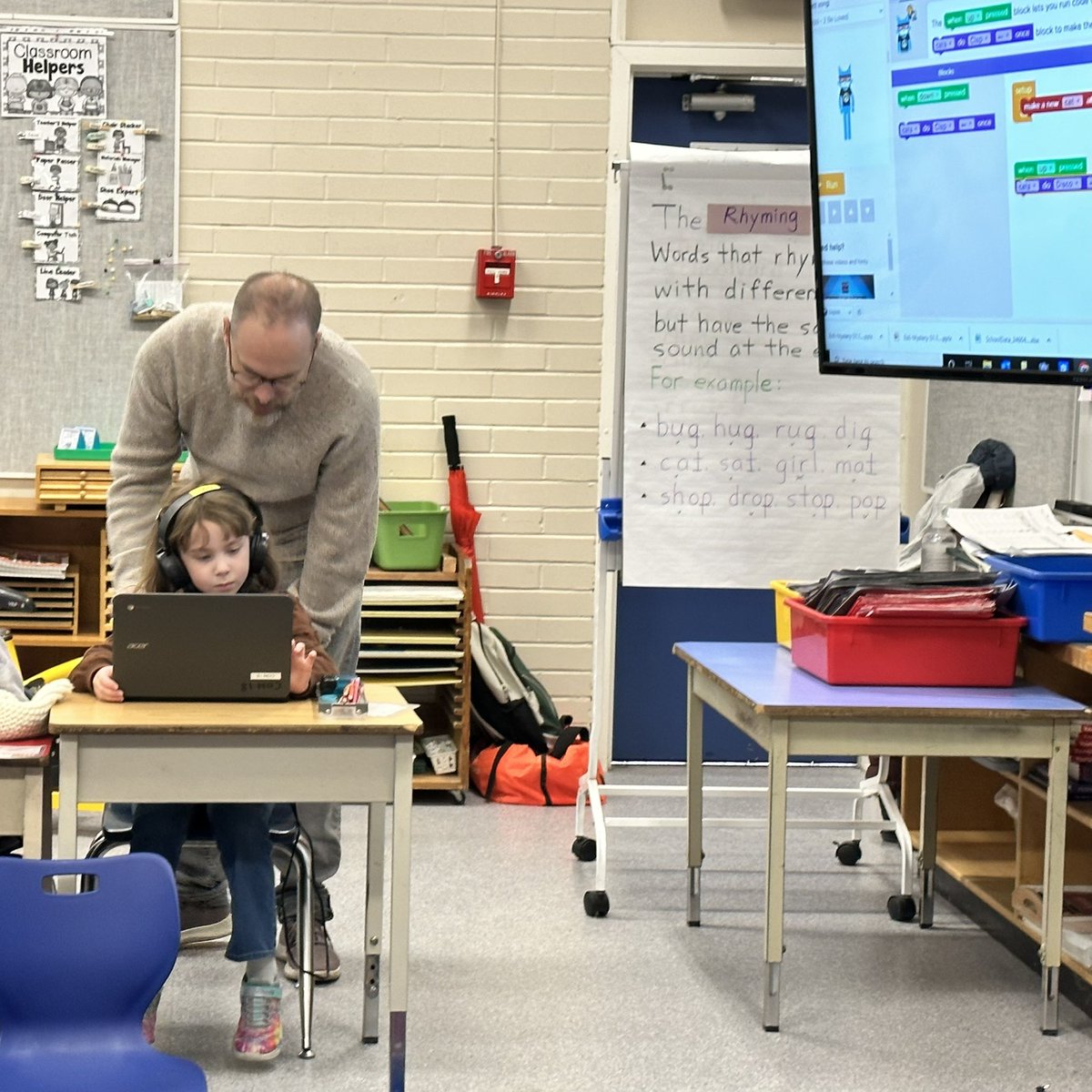 lzcabrera's tweet photo. Happy Computer Science Education Week! So much fun was had @ConnaughtElem celebrating the #HourOfCode while dancing, coding and sparking curiosity on the subject today! https://t.co/EvxKVuwBWh