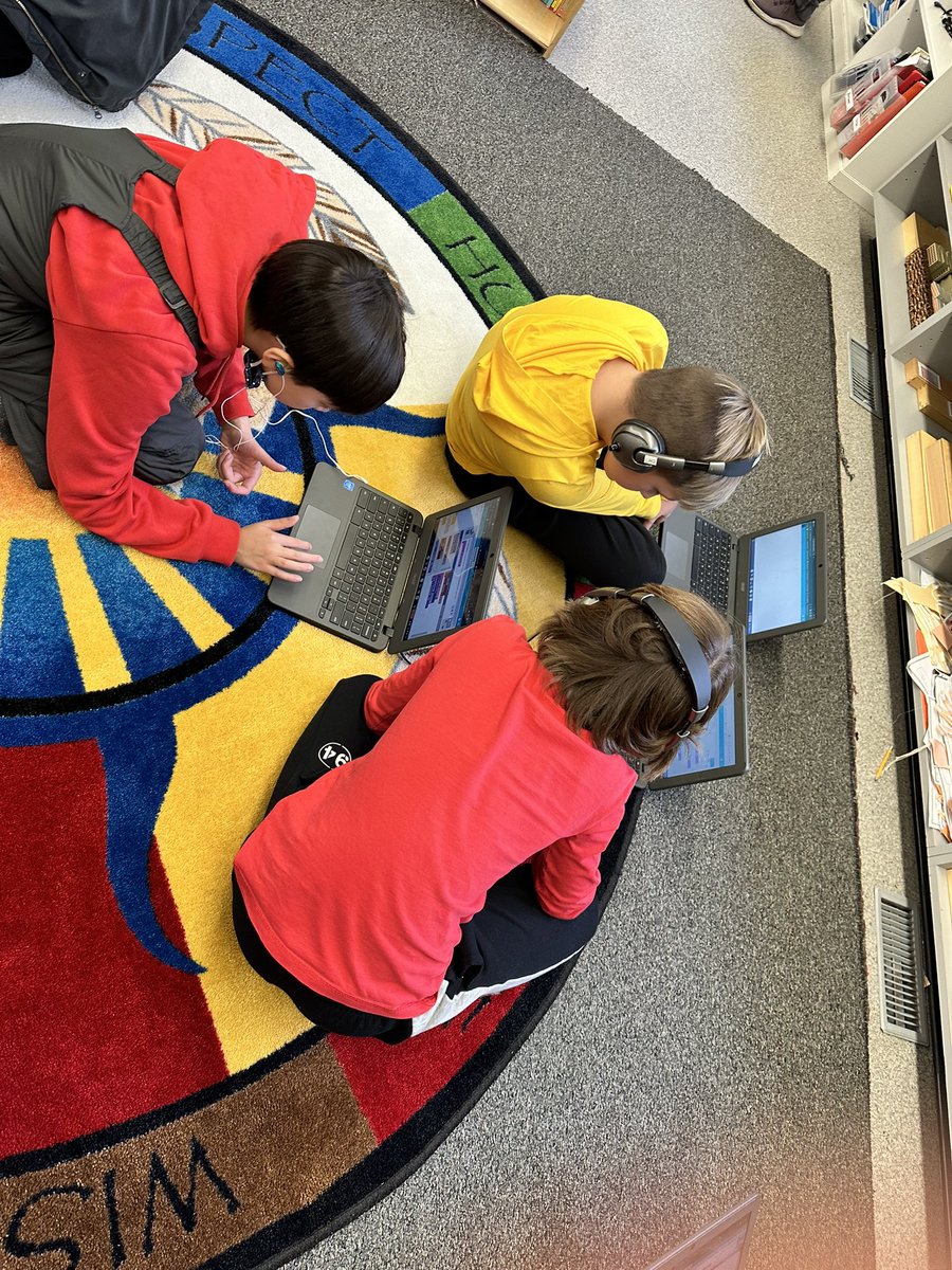 lzcabrera's tweet photo. Happy Computer Science Education Week! So much fun was had @ConnaughtElem celebrating the #HourOfCode while dancing, coding and sparking curiosity on the subject today! https://t.co/EvxKVuwBWh