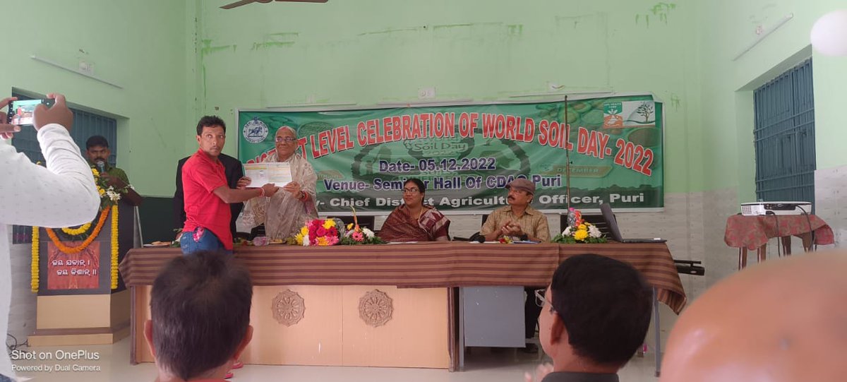 CDAO_Puri's tweet photo. #WorldSoilDay-2022
Distribution of Soil Health Card on the occasion of World Soil Day 2022. https://t.co/YGblRjVxGC
