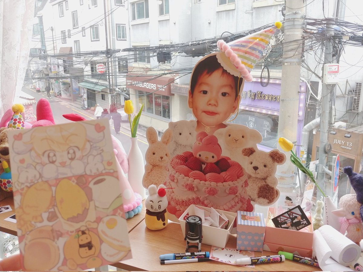 niniloverz's tweet photo. #With_love_for_winter_land
#한겨울의_수빈이에게_사랑을_담아
푸딩비니랑 아기수비니 돌잔치 참석했습니다...♥️ 카페에 빈 곳 없이 디피 신경쓰신 게 눈에 보였어요 너무 잘 봤구 이벤트 열어주셔서 감사합니다🐰 https://t.co/hIPU7ugMuT