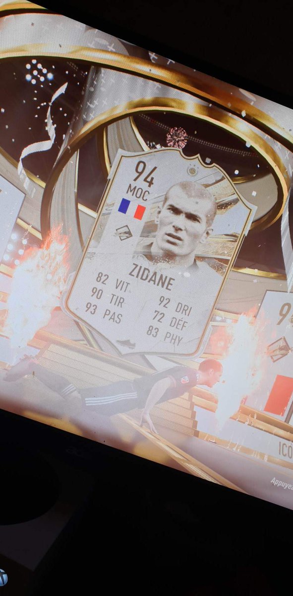 RaaaiZ's tweet photo. @FansdeFUT https://t.co/jzM8TlCQ7Y