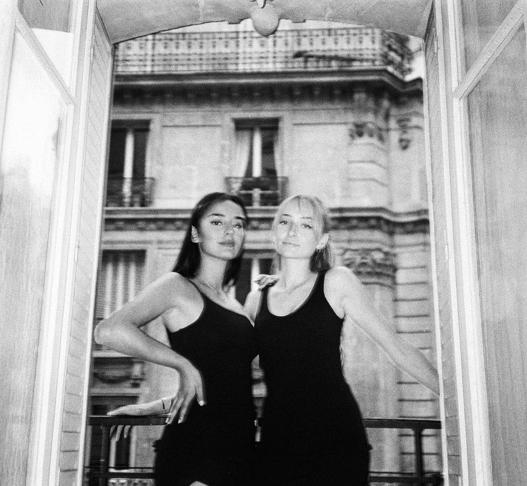 TurnerKayleigh5's tweet photo. A true friend is one soul in two bodies. https://t.co/ZR6m84s0JM