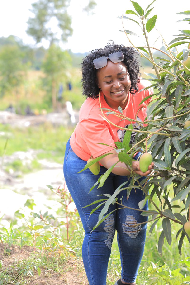 tbonnita's tweet photo. @tree_adoptionug Still reminiscing on these #tree moments!🤩🍀 The goal is to #AdoptATree to make our environment more greener.
#ClimateActionNow #GreenDecember https://t.co/1ZekzKSoN4