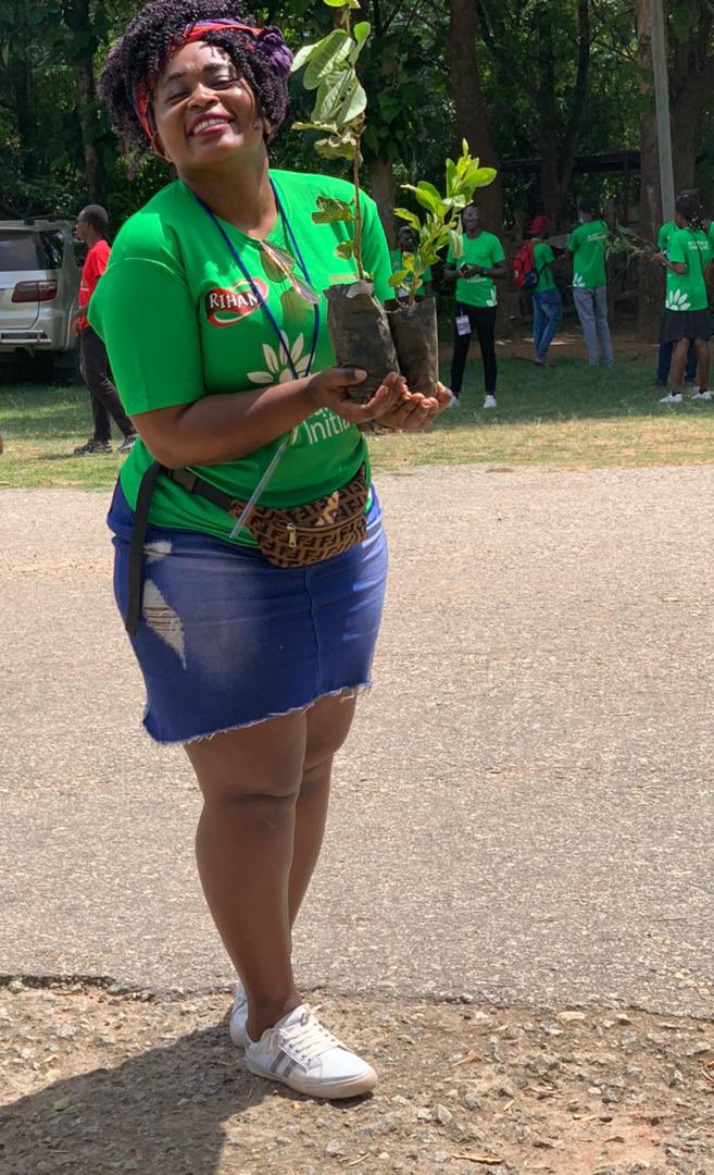 tbonnita's tweet photo. @tree_adoptionug Still reminiscing on these #tree moments!🤩🍀 The goal is to #AdoptATree to make our environment more greener.
#ClimateActionNow #GreenDecember https://t.co/1ZekzKSoN4