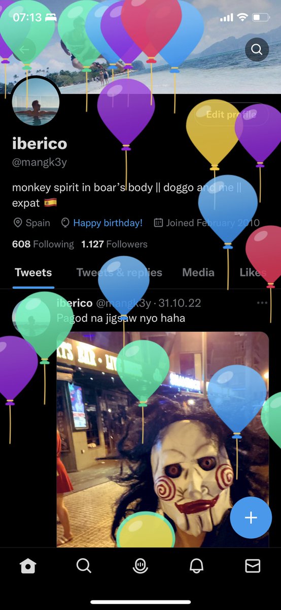 mangk3y's tweet photo. Sayaa! Dami pacondom este balloons https://t.co/3i4xmrLIHq