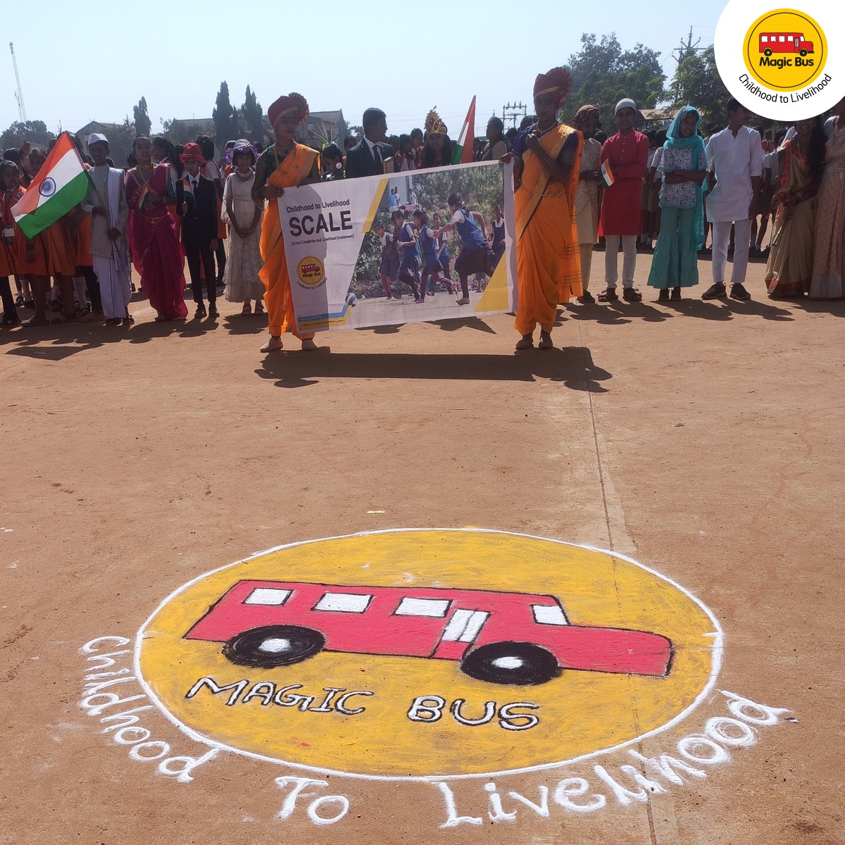 MagicBusIndia's tweet photo. Adolescents from 125 schools across Bhandara celebrated Constitution Day. 26,063 children came together to form a human chain in different locations and read the Preamble of the Constitution #NationalConstitutionDay  #IndiaConstitutionDay #Celebrations #SCALEProgramme https://t.co/TJ8Attrk2B