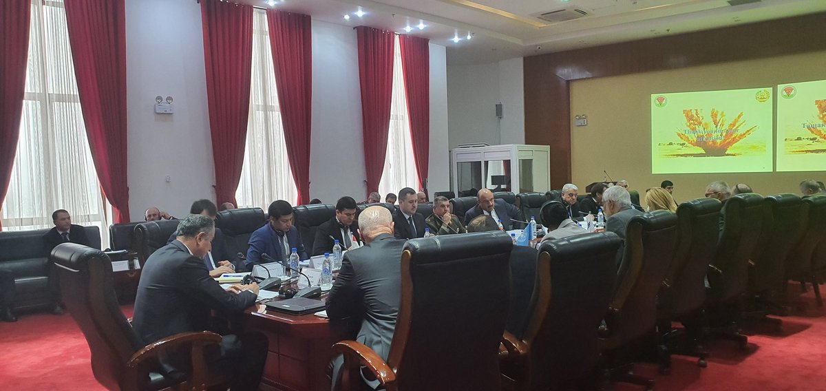 AlisherMKarimov's tweet photo. 🇹🇯#TJK is committed to promoting intert-l humanit-n law. The #rights of people affected by #landmines and other #explosivematerials require special attention. #UNDPTJK RR @LenniMontiel has stressed the importance of ratification of convent-n on rights of #peoplewithdisabilities https://t.co/fPANZf7lok
