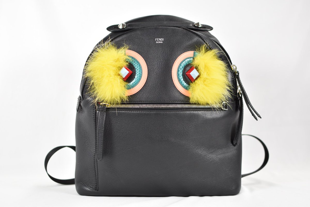 super_surreal's tweet photo. フェンディ FENDI モンスター バグズパック 8BZ035 レザー バッグパック バッグ リュック
※詳細はＤＭにてお願いいたします🤲🏻✨
#フェンディ #FENDI #モンスター #バグズパック #8BZ035 #レザー #バッグパック #バッグリュック https://t.co/IERzHhnQJP