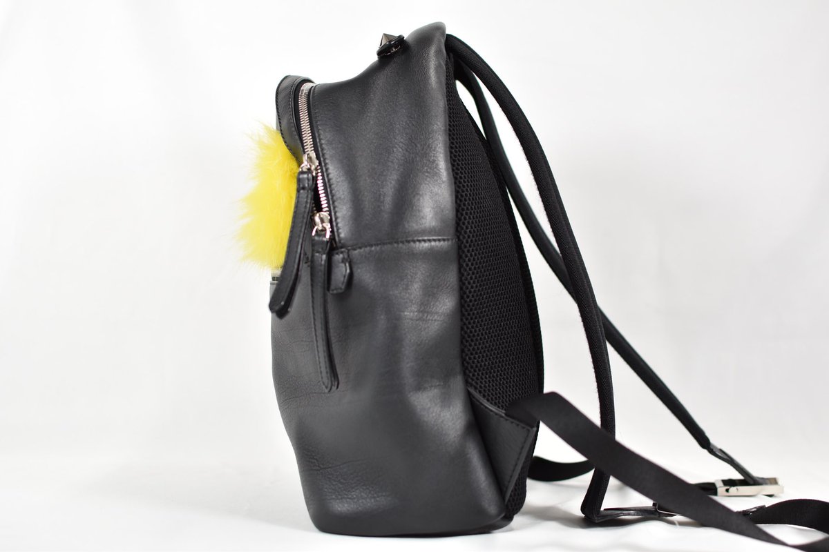 super_surreal's tweet photo. フェンディ FENDI モンスター バグズパック 8BZ035 レザー バッグパック バッグ リュック
※詳細はＤＭにてお願いいたします🤲🏻✨
#フェンディ #FENDI #モンスター #バグズパック #8BZ035 #レザー #バッグパック #バッグリュック https://t.co/IERzHhnQJP